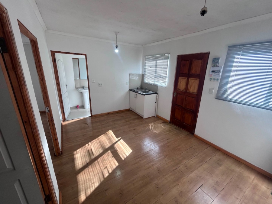 Bedroom Property for Sale in Belgravia Western Cape